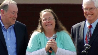 John Piper Says Kim Davis Was 'Morally and Legally Right' in Refusing to Issue Marriage Licenses To Same-Sex Couples