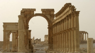 ISIS Blows Up Historic Arch of Triumph in Palmyra: 'This New Destruction Shows How Terrified of History and Culture Extremists Are'