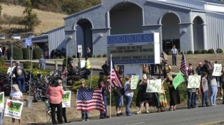 Church Services Held for Christian Students Killed in Oregon Shootings: 'These Kids were Martyrs' 