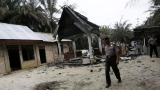 Christian Community In Indonesia Asking For Prayers After Muslim Extremists Torch Churches, Leaving One Dead