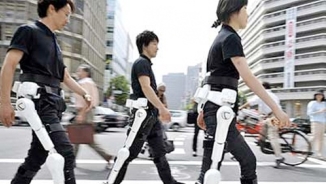 Exoskeleton Research Could Allow Paralyzed To Turn and Climb