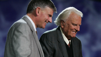 Franklin Graham Shares Touching Tribute to Father Billy Graham on 97th Birthday: 'His Mind And Desire to Share The Gospel Are Strong As Ever'