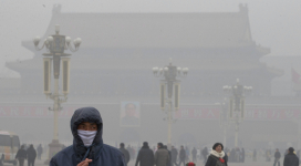 Beijing Issues 'Red Alert' Warnings on Deadly Air Pollution; Smog Kills 4,400 People Per Day, Study Says