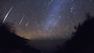 2015 Geminid Meteor Shower Tonight Live Stream (Times & Date): Watch Online Best Sky Display of the Year, Best Time and Tips