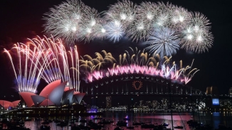 Sydney New Year's Eve Fireworks, 2016 Countdown Live Stream Free: Watch Online Australia to Set Off 23,000 Explosives, Best Events