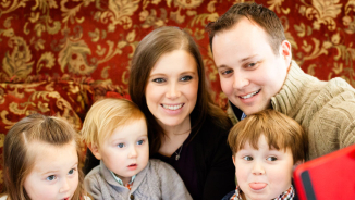 Anna Duggar and Children Visit Josh Duggar Over Christmas Holiday: 'I Pray I Can Be an Extension of God's Love to Him'