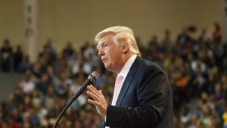 Donald Trump to Woo Evangelicals at Liberty University, Connect with Jerry Falwell Jr. 