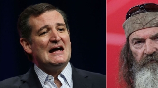 Duck Dynasty Phil Robertson Announces His Support For Ted Cruz In 2016 Presidential  Elections