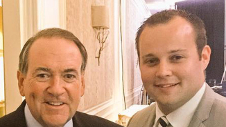 Mike Huckabee Clarifies Stance on Duggars: 'I Support Any Family Who Tries to Works Through Problems Under Grace of God'