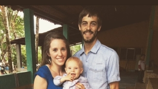 '19 Kids and Counting' Jill Duggar and Husband Derik Dillard Still in El-Salvador, Deny Pregnancy Reports 