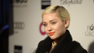 Miley Cyrus: 'Donald Trump Is Not God,' Claims She'll Leave USA If Trump Becomes President