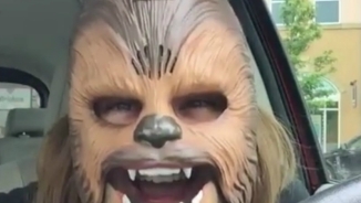 Viral Facebook Video's 'Chewbacca Mask Lady' Says Jesus Is Her Source of Joy, Inspires Youth to Live for God 