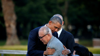 Obama Mourns Dead in Hiroshima in Historic Visit, Calls for World Without Nuclear Arms