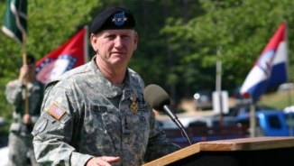 Franklin Graham Slams Fort Riley's 'Sickening' Decision To Drop Delta Force Hero from Prayer Breakfast after Atheist Complaint 