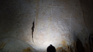 16th Century Christian Symbols Discovered in Caribbean Cave, Shed New Light on Early Evangelism 