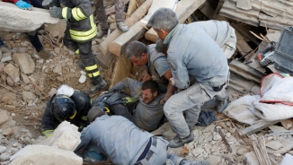 At Least 38 Dead After Quake Hits Italy, Pope Francis Prays for Victims and Survivors 