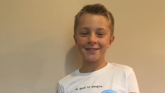 Boy Raises $40,000 So All Kids in School Could Eat Hot Lunches