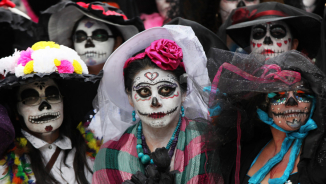 Mexican Celebrants Welcome Death as Part of Life in Day of the Dead 2016