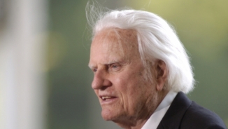 Billy Graham Speaks Out Against Bible Code, Says God's Message Not Shrouded in Mystery