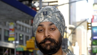 Religious Dress Code Changed in US Army Regulations to Allow Turbans, Hijabs, Beards, Bracelets