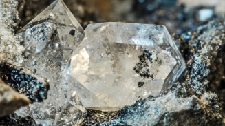 Pastor Finds $62 Million 'Gift From God' Diamond, Gives It Away 