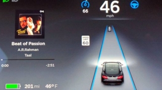 Tesla Software Update 8.1: Autosteer At 80mph, Automated Lane Change & Parking