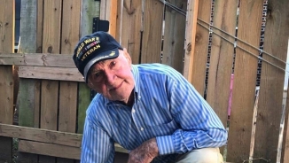 97 Y/O WWII Vet Took a Knee to Demonstrate Importance of 'Loving Everybody' and 'Being Like Jesus'