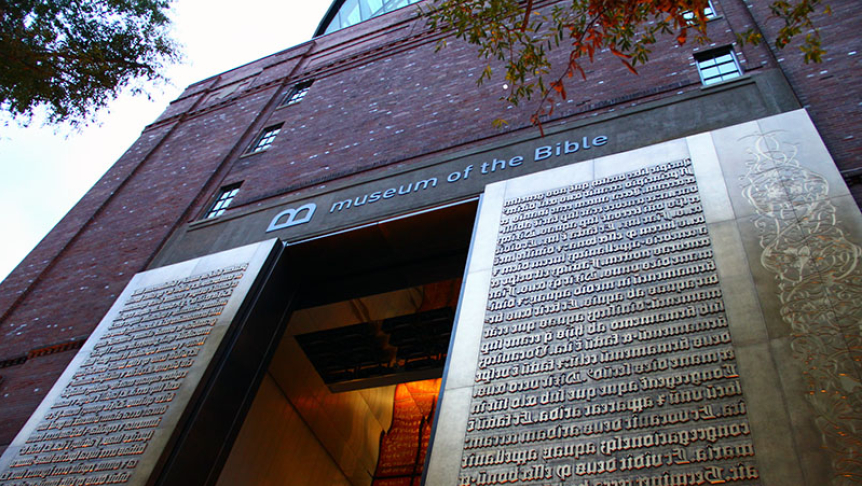 Museum Of The Bible Opens in D.C.; Promises to Engage People of All Faiths